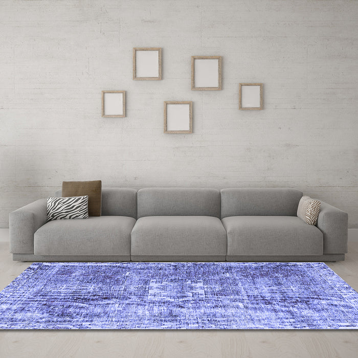 Machine Washable Persian Blue Traditional Rug in a Living Room, wshtr4428blu