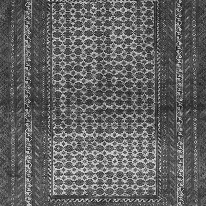 Serging Thickness of Machine Washable Persian Gray Traditional Rug, wshtr4429gry