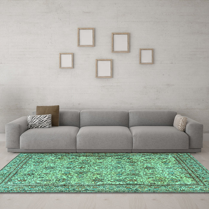 Machine Washable Persian Turquoise Traditional Area Rugs in a Living Room,, wshtr4433turq