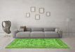 Machine Washable Persian Green Traditional Area Rugs in a Living Room,, wshtr4433grn