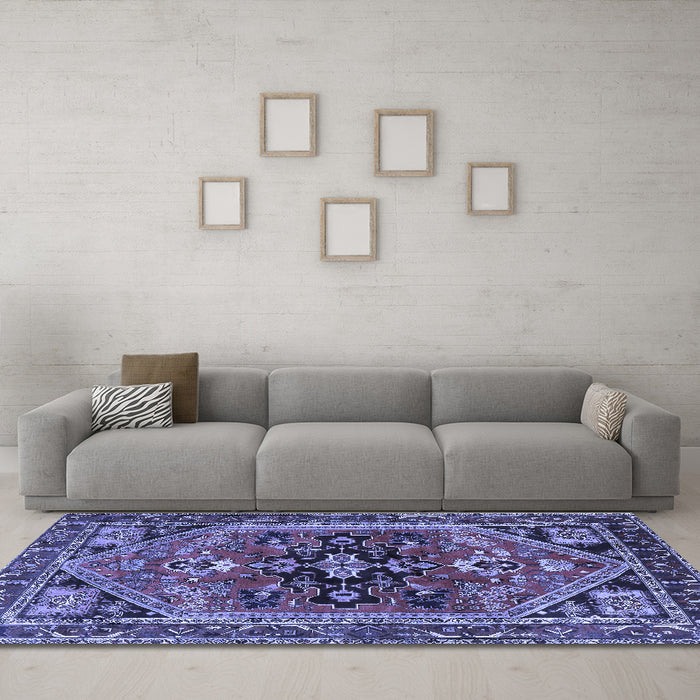 Machine Washable Persian Blue Traditional Rug in a Living Room, wshtr4434blu