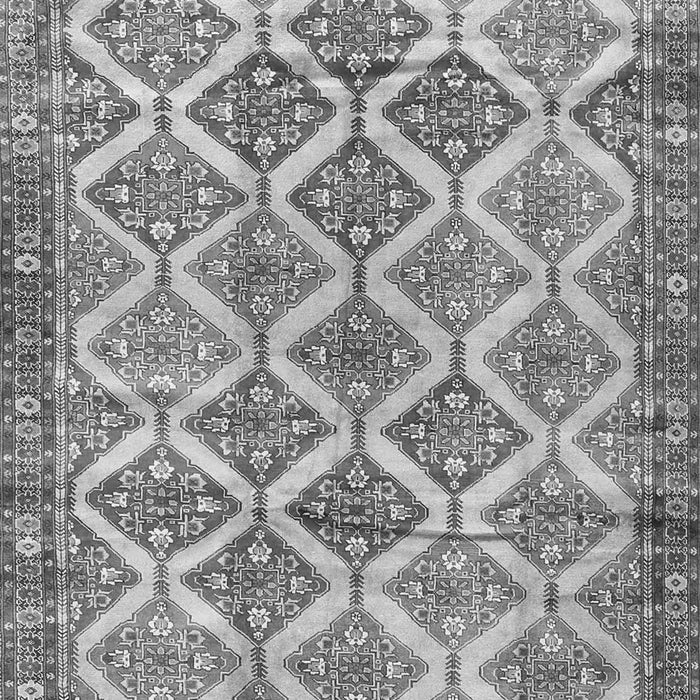 Serging Thickness of Machine Washable Persian Gray Traditional Rug, wshtr4450gry