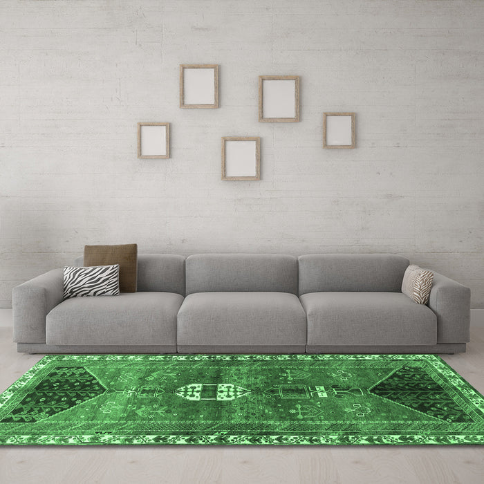 Machine Washable Medallion Emerald Green Traditional Area Rugs in a Living Room,, wshtr4452emgrn