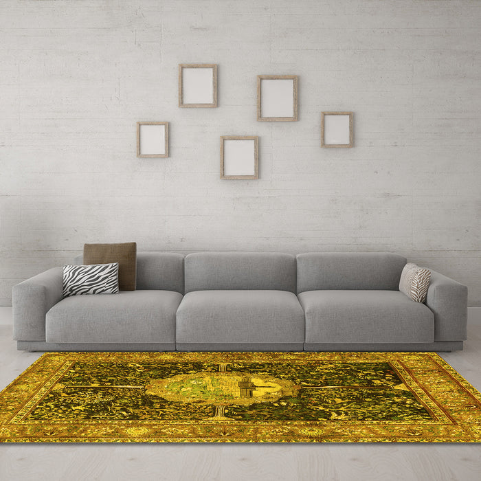 Machine Washable Persian Yellow Traditional Rug in a Living Room, wshtr4456yw