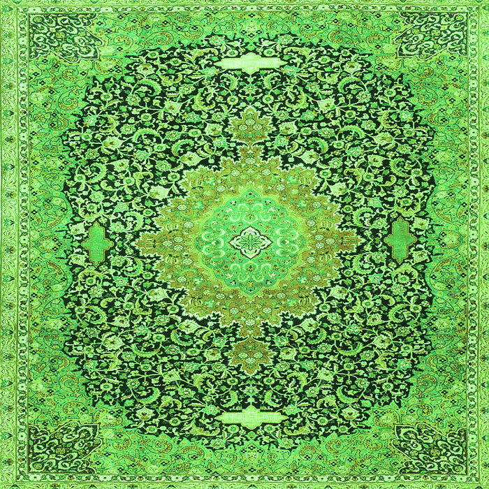 Serging Thickness of Medallion Green Traditional Rug, tr4458grn