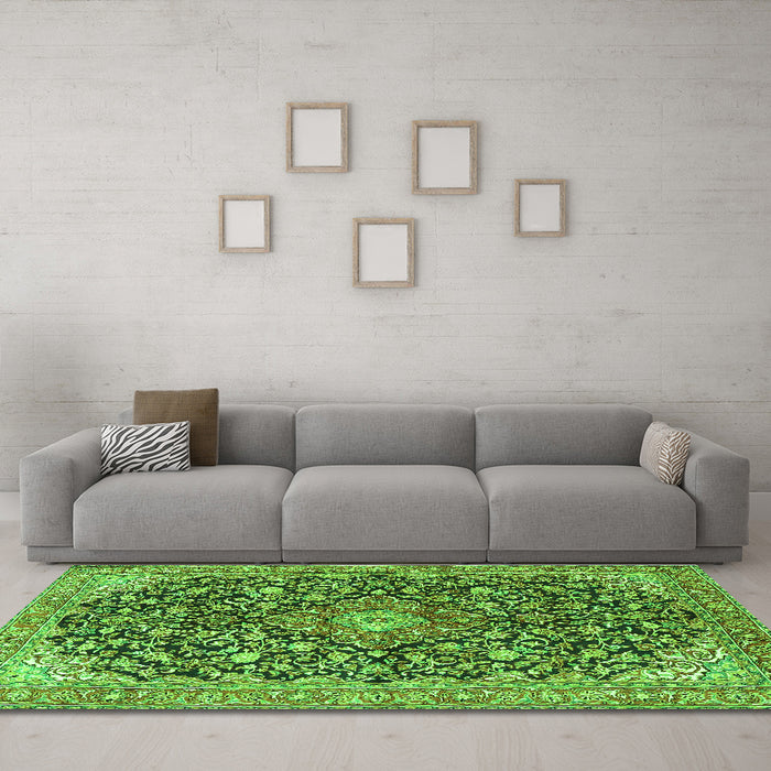 Machine Washable Medallion Green Traditional Area Rugs in a Living Room,, wshtr4460grn