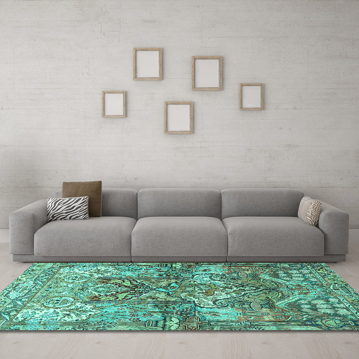 Machine Washable Persian Turquoise Traditional Area Rugs in a Living Room,, wshtr4461turq