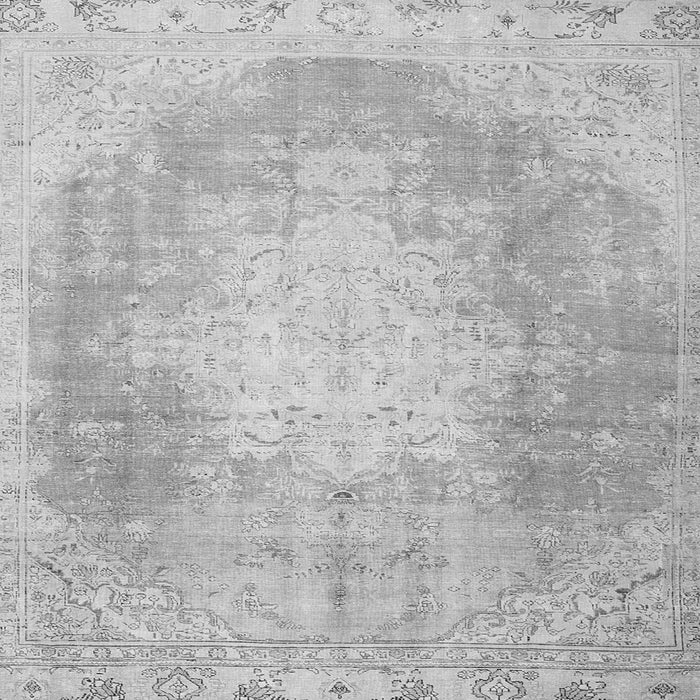 Serging Thickness of Persian Gray Traditional Rug, tr4462gry