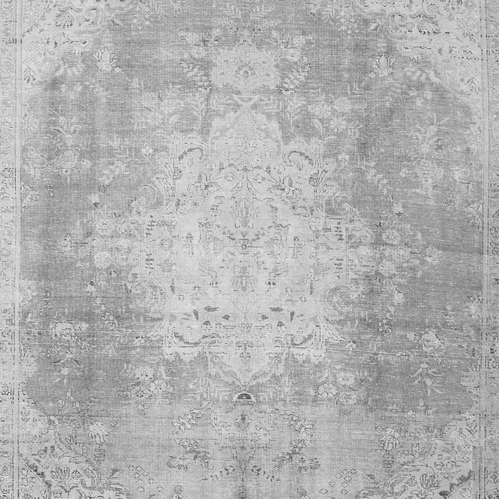 Serging Thickness of Machine Washable Persian Gray Traditional Rug, wshtr4462gry