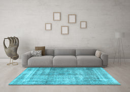 Machine Washable Persian Light Blue Traditional Rug in a Living Room, wshtr4463lblu