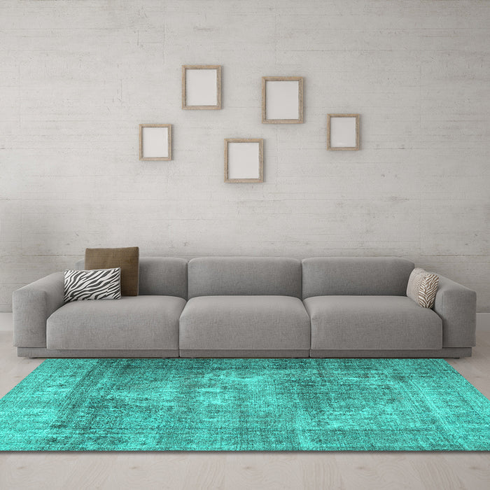 Machine Washable Persian Turquoise Traditional Area Rugs in a Living Room,, wshtr4467turq