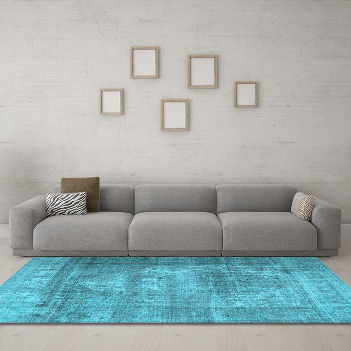Machine Washable Persian Light Blue Traditional Rug in a Living Room, wshtr4467lblu