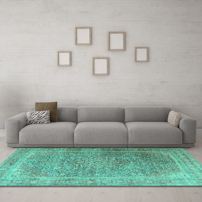 Machine Washable Persian Turquoise Traditional Area Rugs in a Living Room,, wshtr4470turq