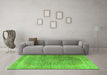 Machine Washable Persian Green Traditional Area Rugs in a Living Room,, wshtr4470grn