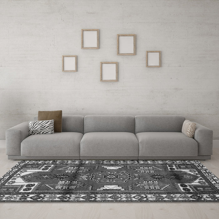 Machine Washable Persian Gray Traditional Rug in a Living Room,, wshtr4472gry
