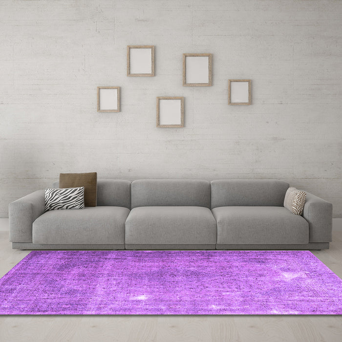 Machine Washable Persian Purple Traditional Area Rugs in a Living Room, wshtr4480pur