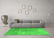 Machine Washable Persian Green Traditional Area Rugs in a Living Room,, wshtr4480grn