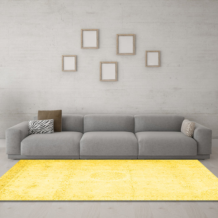 Machine Washable Persian Yellow Traditional Rug in a Living Room, wshtr4482yw