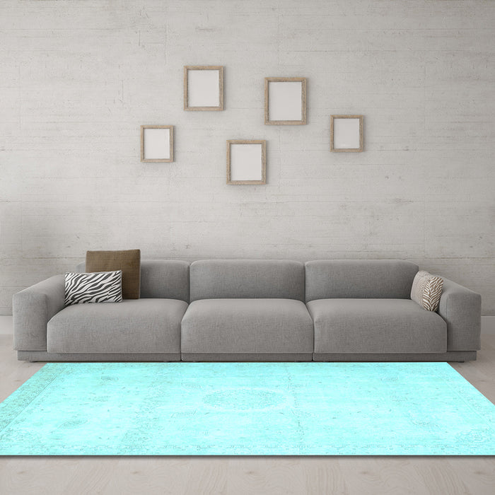 Machine Washable Persian Light Blue Traditional Rug in a Living Room, wshtr4482lblu