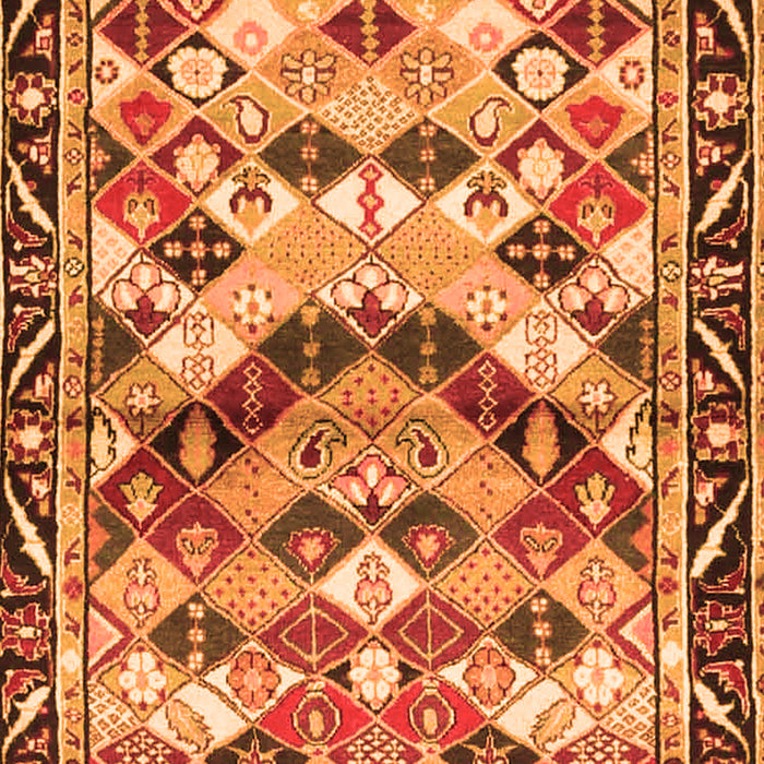 Serging Thickness of Machine Washable Persian Orange Traditional Area Rugs, wshtr4484org