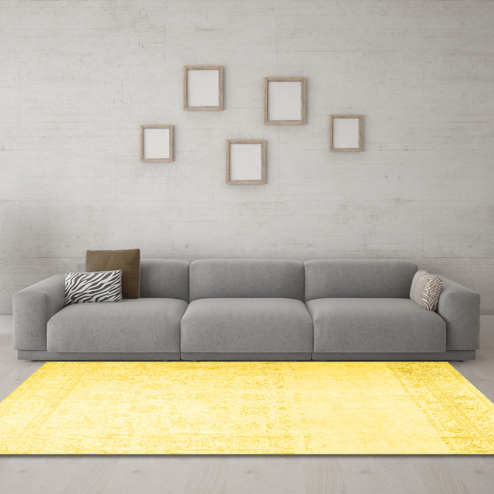 Machine Washable Persian Yellow Traditional Rug in a Living Room, wshtr4487yw