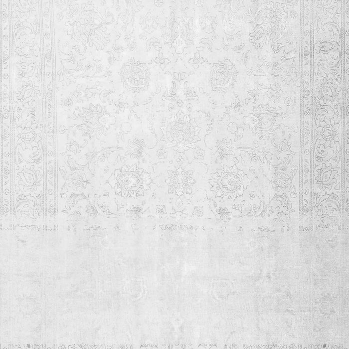 Serging Thickness of Machine Washable Persian Gray Traditional Rug, wshtr4487gry