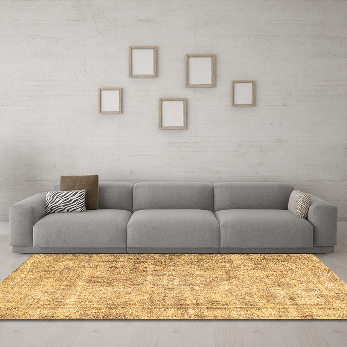 Machine Washable Persian Brown Traditional Rug in a Living Room,, wshtr4488brn