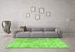 Machine Washable Persian Green Traditional Area Rugs in a Living Room,, wshtr4488grn