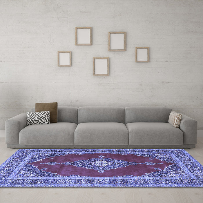 Machine Washable Medallion Blue Traditional Rug in a Living Room, wshtr4489blu