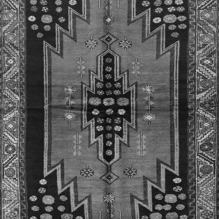 Serging Thickness of Machine Washable Persian Gray Traditional Rug, wshtr448gry