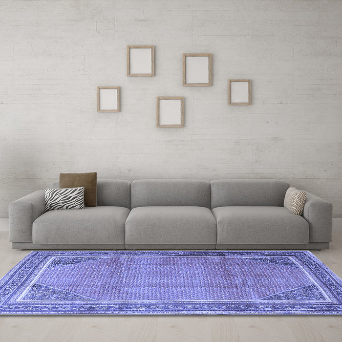 Machine Washable Persian Blue Traditional Rug in a Living Room, wshtr4491blu
