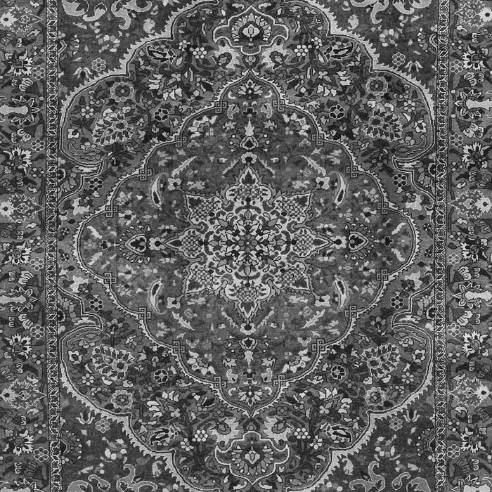 Serging Thickness of Machine Washable Persian Gray Traditional Rug, wshtr4493gry