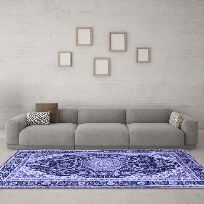 Machine Washable Persian Blue Traditional Rug in a Living Room, wshtr4497blu