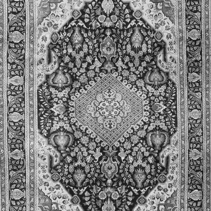 Serging Thickness of Machine Washable Persian Gray Traditional Rug, wshtr4497gry
