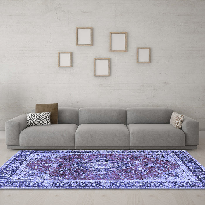 Machine Washable Medallion Blue Traditional Rug in a Living Room, wshtr4498blu