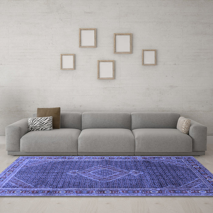 Machine Washable Medallion Blue Traditional Rug in a Living Room, wshtr44blu