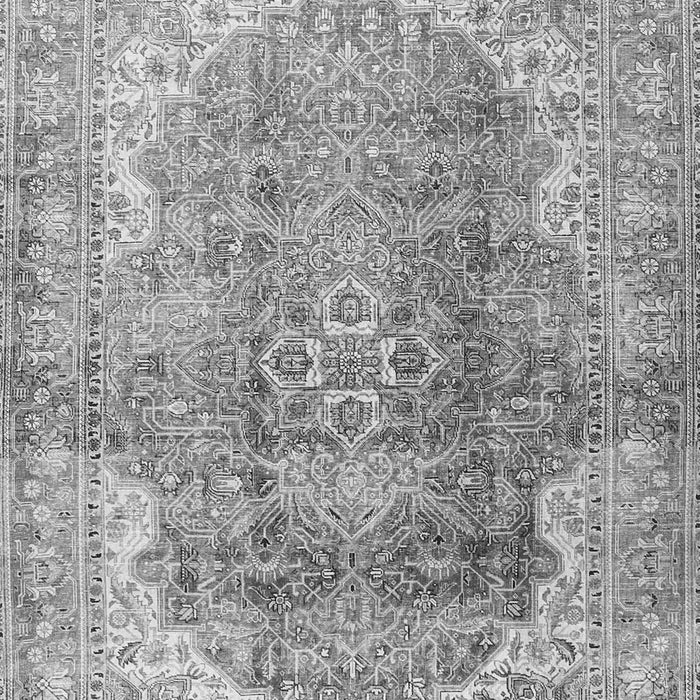 Serging Thickness of Machine Washable Medallion Gray Traditional Rug, wshtr4502gry
