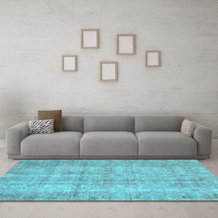 Machine Washable Persian Light Blue Traditional Rug in a Living Room, wshtr4503lblu