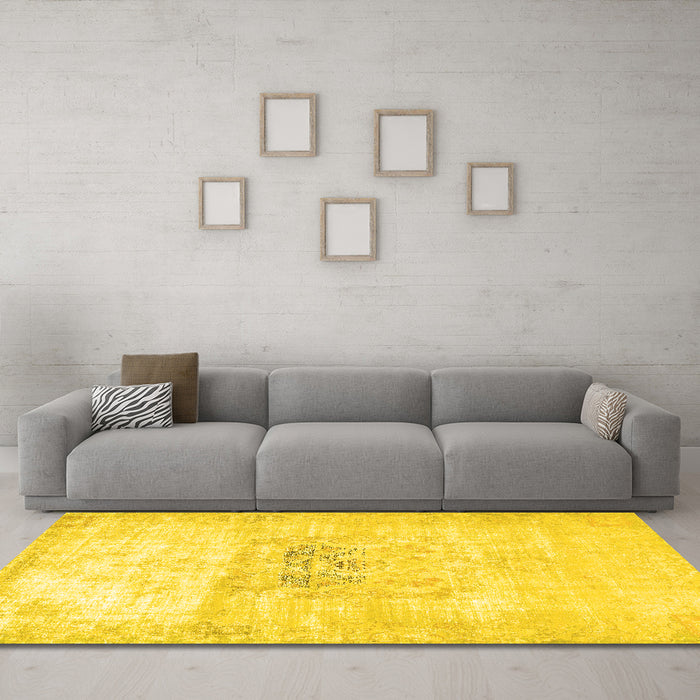 Machine Washable Persian Yellow Traditional Rug in a Living Room, wshtr4505yw