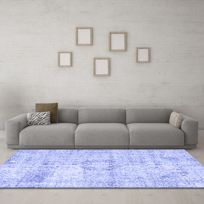 Machine Washable Persian Blue Traditional Rug in a Living Room, wshtr4506blu
