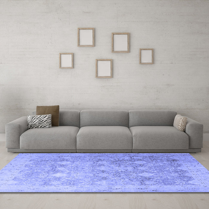 Machine Washable Persian Blue Traditional Rug in a Living Room, wshtr4507blu