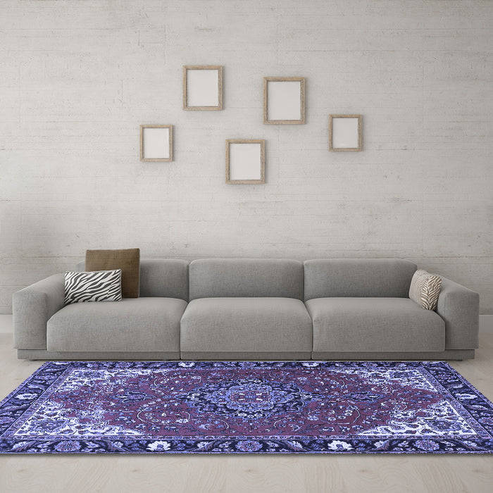 Machine Washable Medallion Blue Traditional Rug in a Living Room, wshtr4511blu