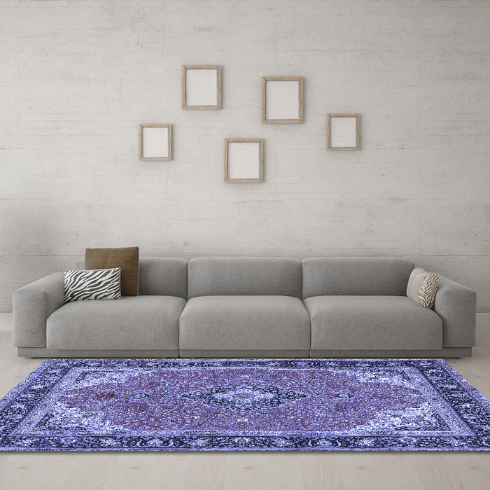 Machine Washable Medallion Blue Traditional Rug in a Living Room, wshtr4512blu