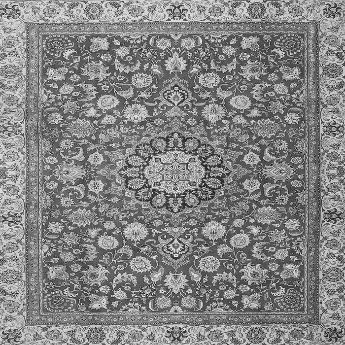 Serging Thickness of Medallion Gray Traditional Rug, tr4513gry