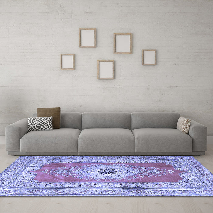 Machine Washable Persian Blue Traditional Rug in a Living Room, wshtr4515blu