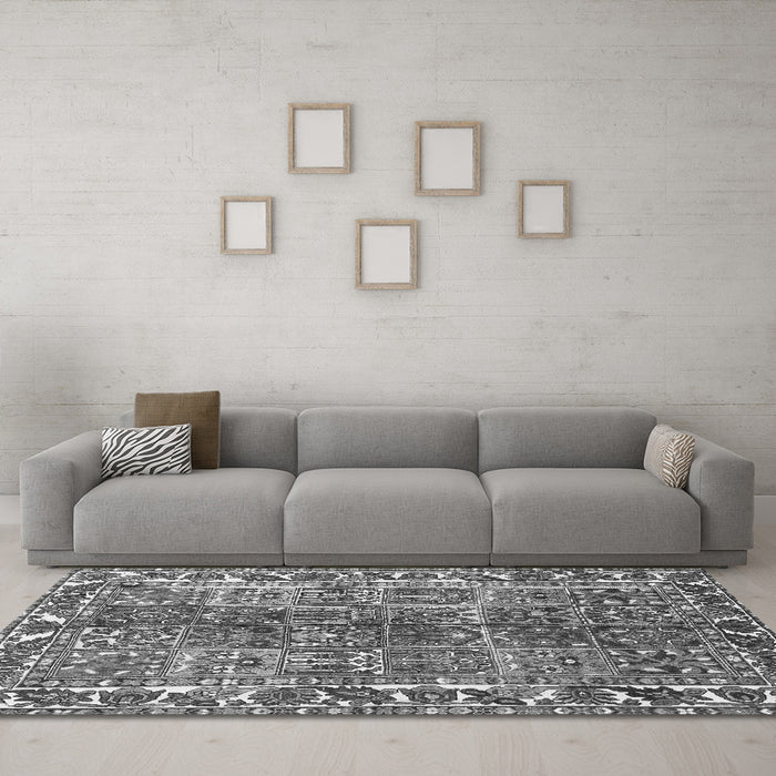 Machine Washable Persian Gray Traditional Rug in a Living Room,, wshtr4516gry