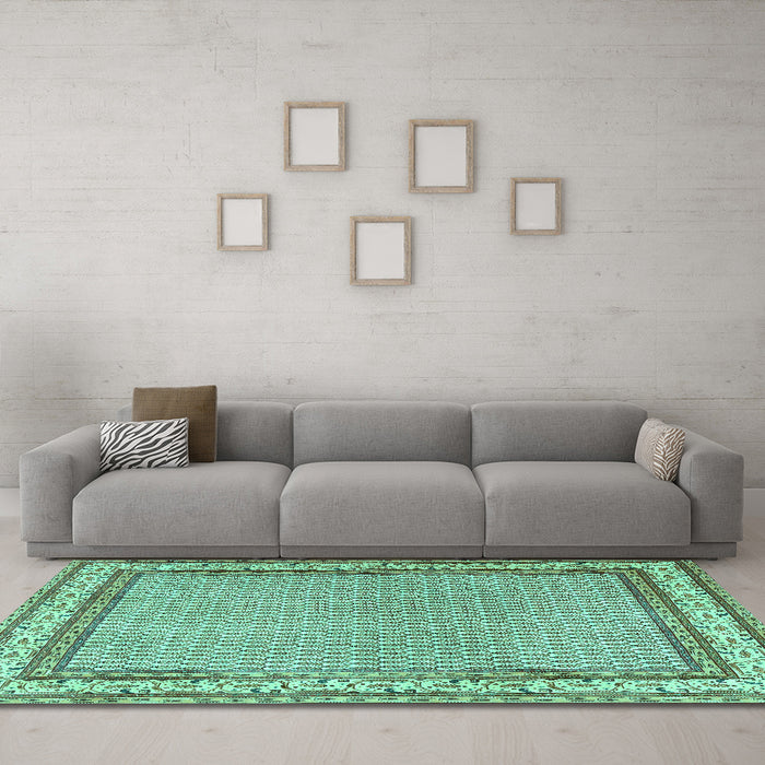 Machine Washable Persian Turquoise Traditional Area Rugs in a Living Room,, wshtr4518turq