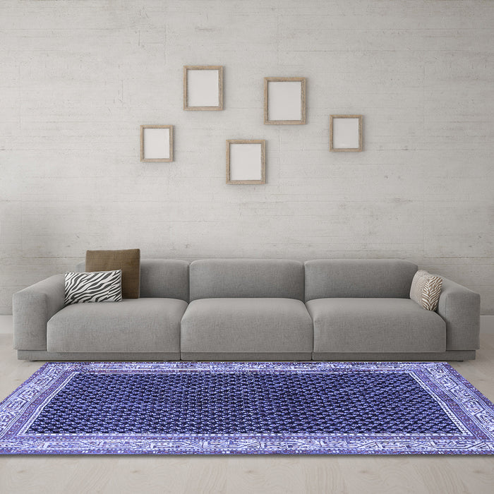 Machine Washable Persian Blue Traditional Rug in a Living Room, wshtr451blu