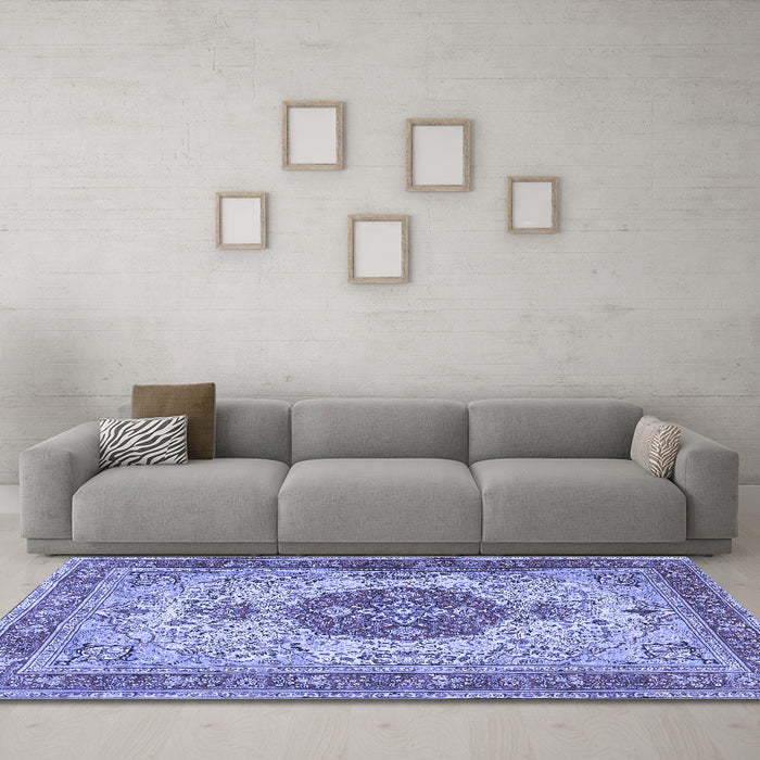 Machine Washable Medallion Blue Traditional Rug in a Living Room, wshtr4522blu