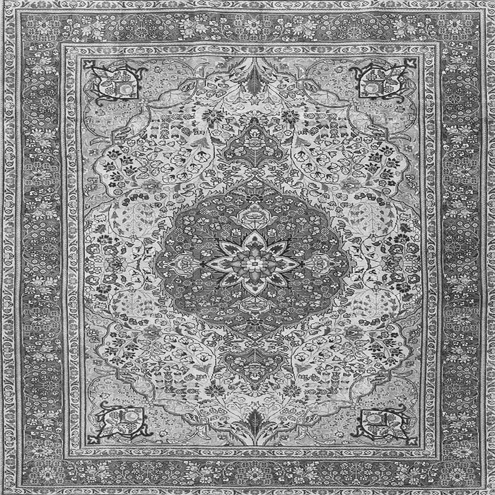Serging Thickness of Medallion Gray Traditional Rug, tr4522gry